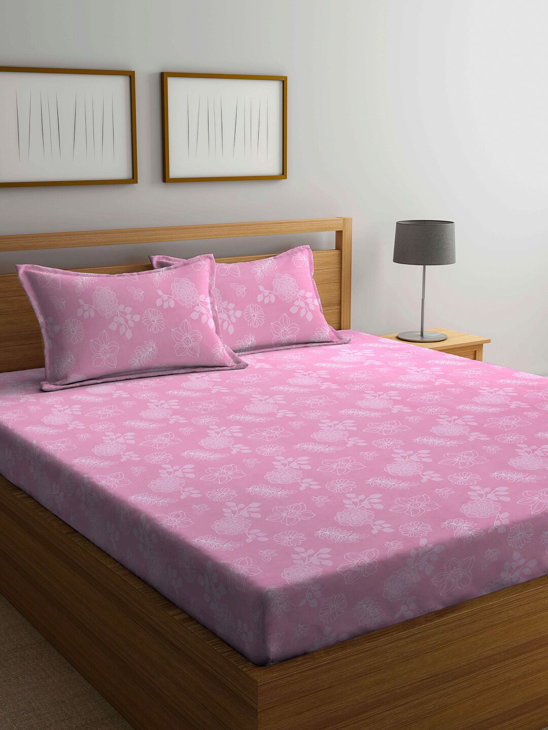 

Arrabi Pink & White 300 TC King Floral Bed Sheet with 2 Pillow Covers