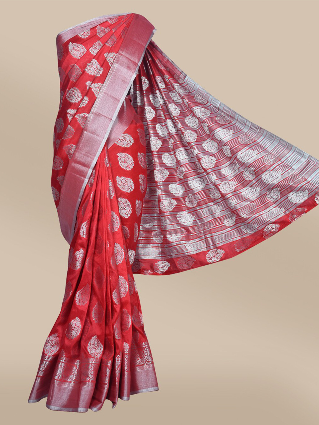 

The Chennai Silks Red & Silver-Toned Ethnic Motifs Zari Jute Cotton Fusion Saree