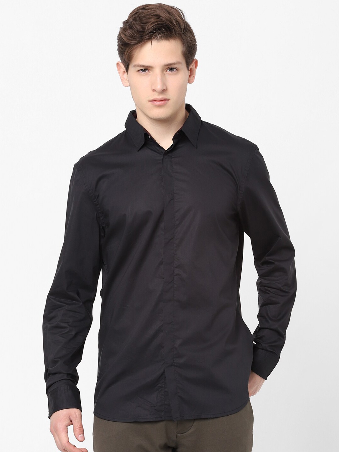 

Celio Men Black Slim Fit Casual Cotton Shirt