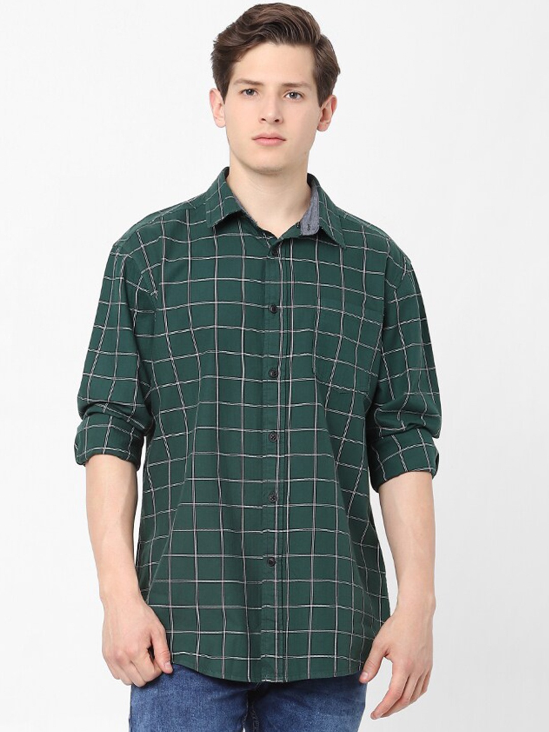 

Celio Men Green & White Slim Fit Checked Cotton Casual Shirt
