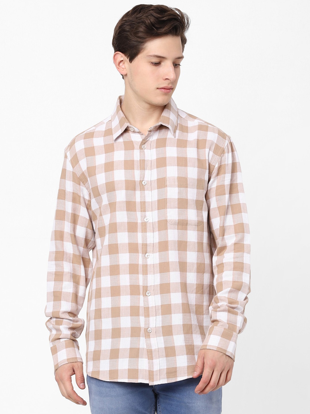 

Celio Men Beige & White Slim Fit Gingham Checked Casual Cotton Shirt