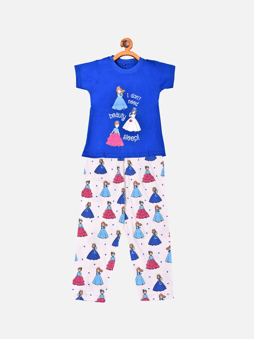 

BORN WEAR Girls Blue & White Pure Cotton Printed Night suit