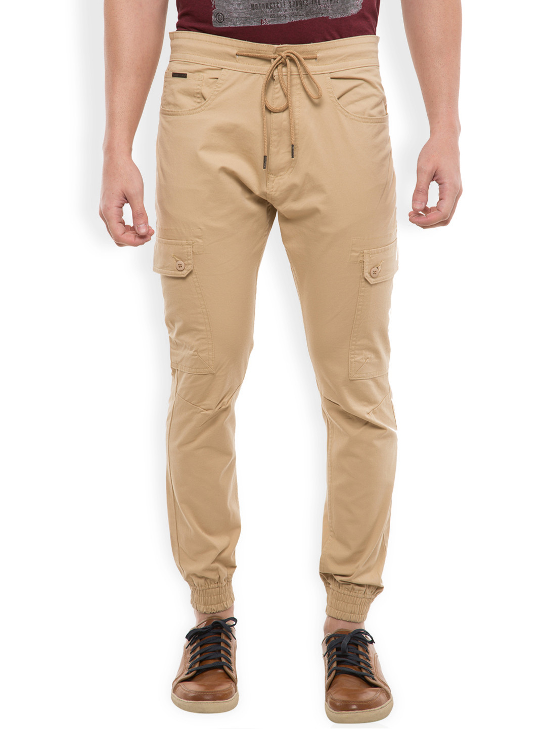 

LOCOMOTIVE Men Khaki Solid Slim Fit Jogger Trousers