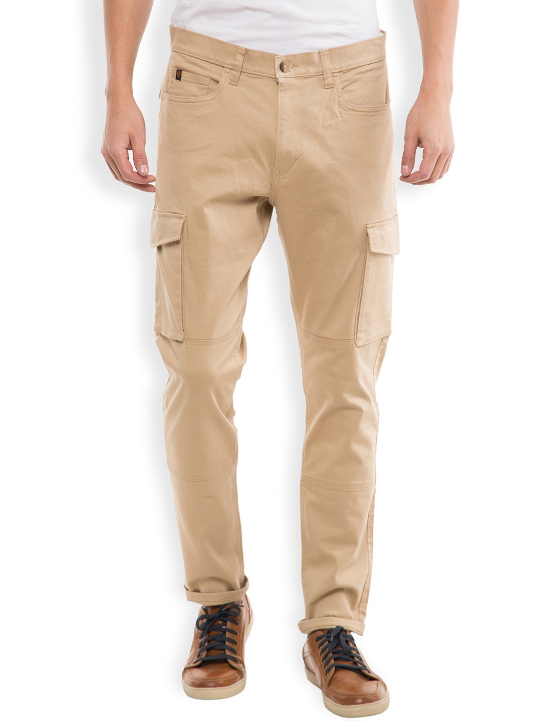 

LOCOMOTIVE Men Khaki Solid Slim Fit Cargos