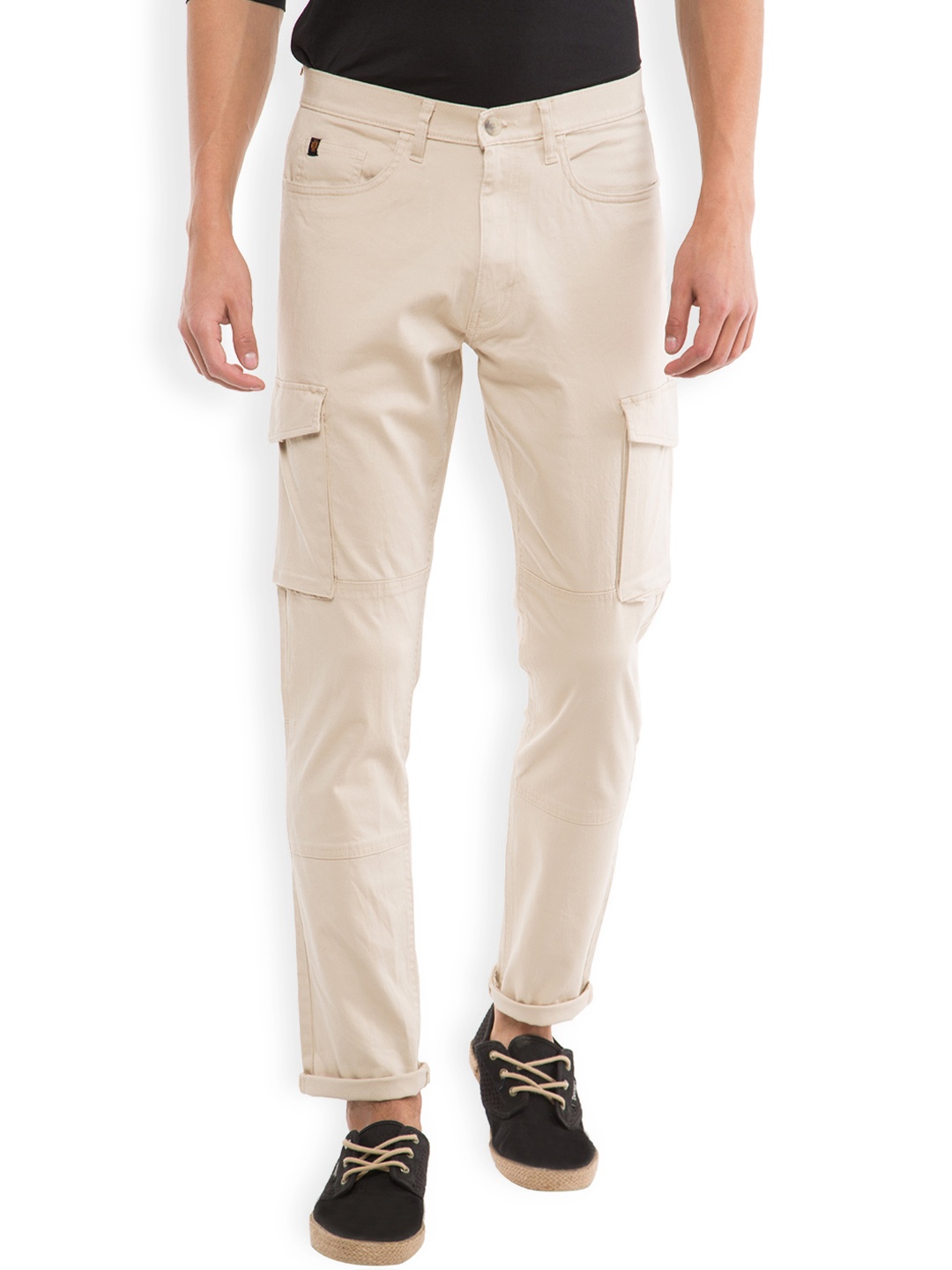 

LOCOMOTIVE Men Beige Solid Slim Fit Cargo Trousers