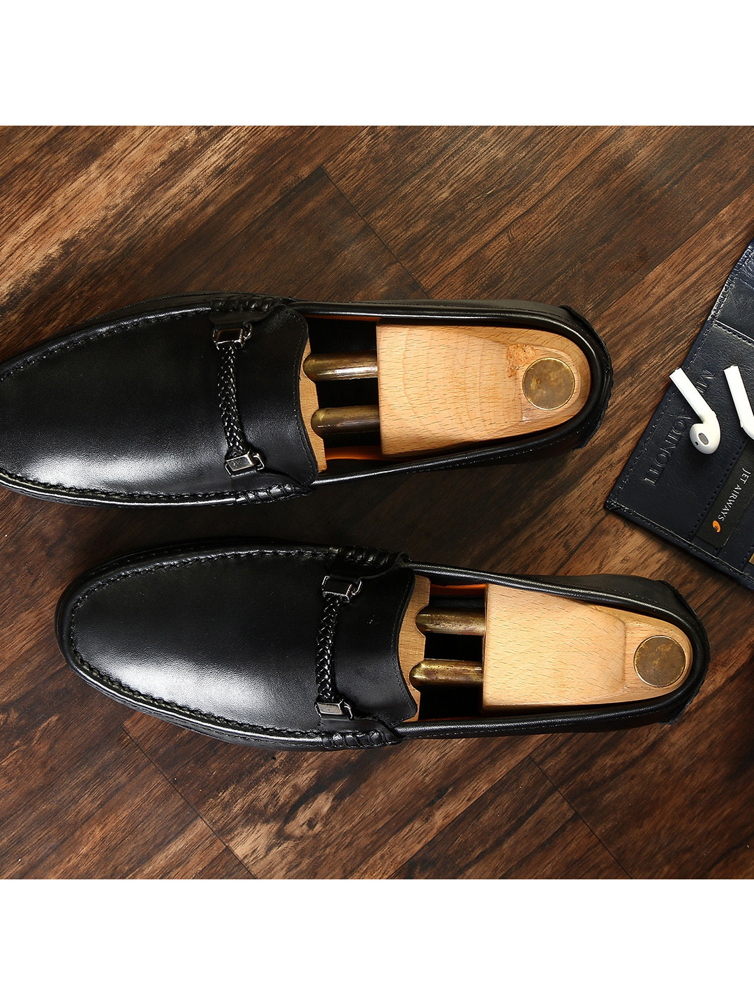 

LOUIS STITCH Men Black Lightweight Leather Loafers