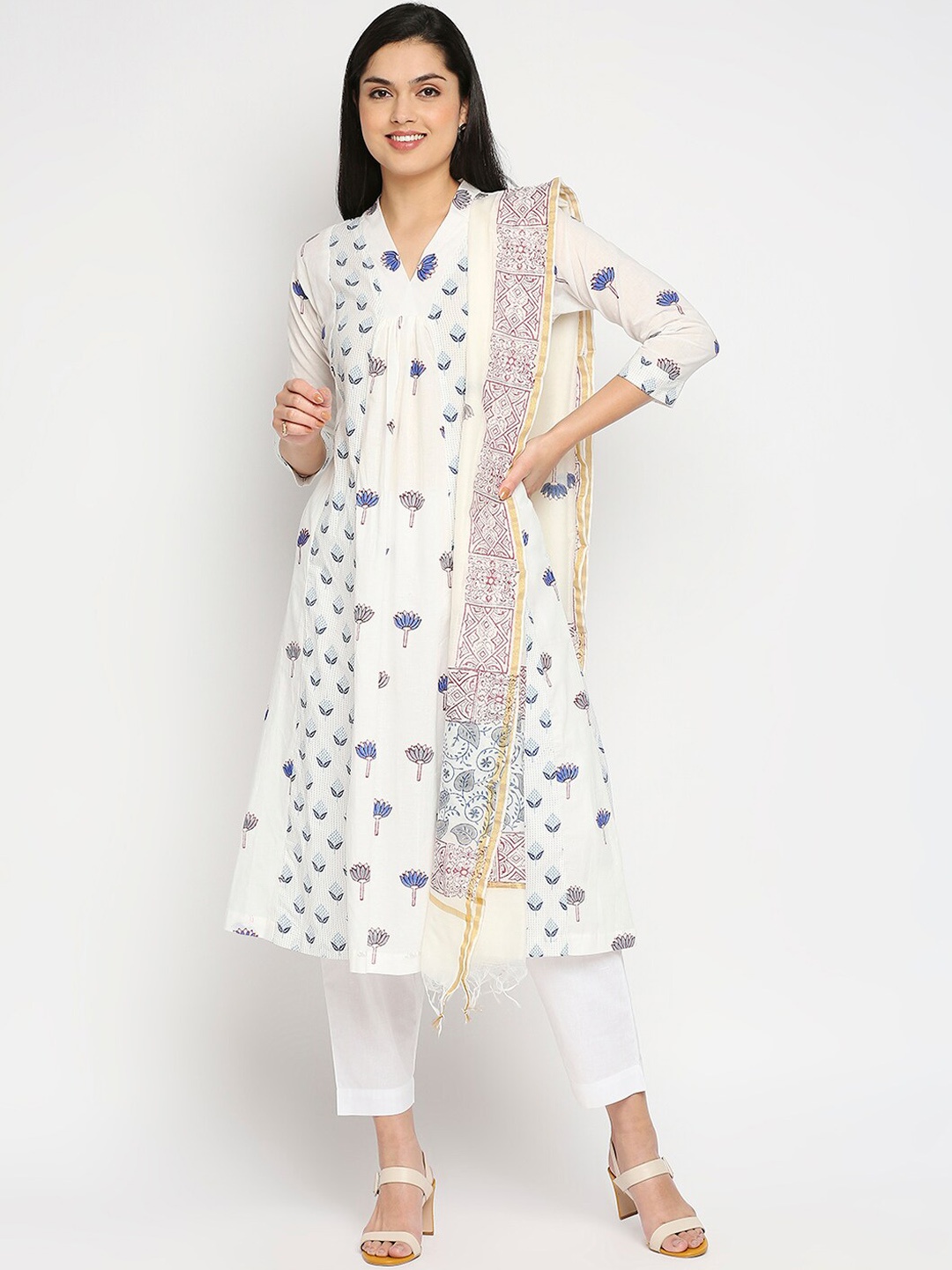 

Kuber Studio Women White Floral Printed Pure Cotton Kurta with Trousers & With Dupatta