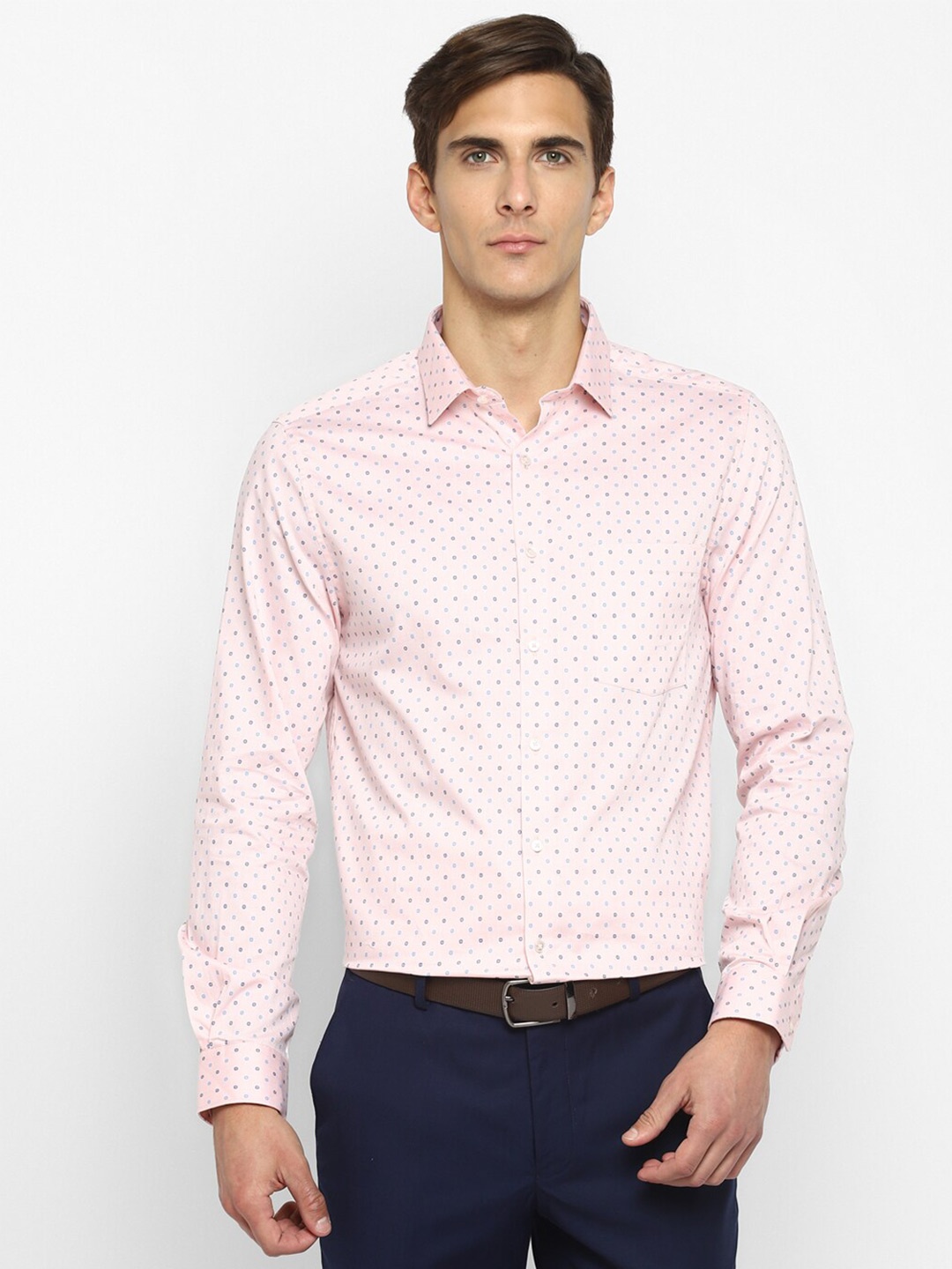 

Turtle Men Pink Slim Fit Printed Pure Cotton Formal Shirt