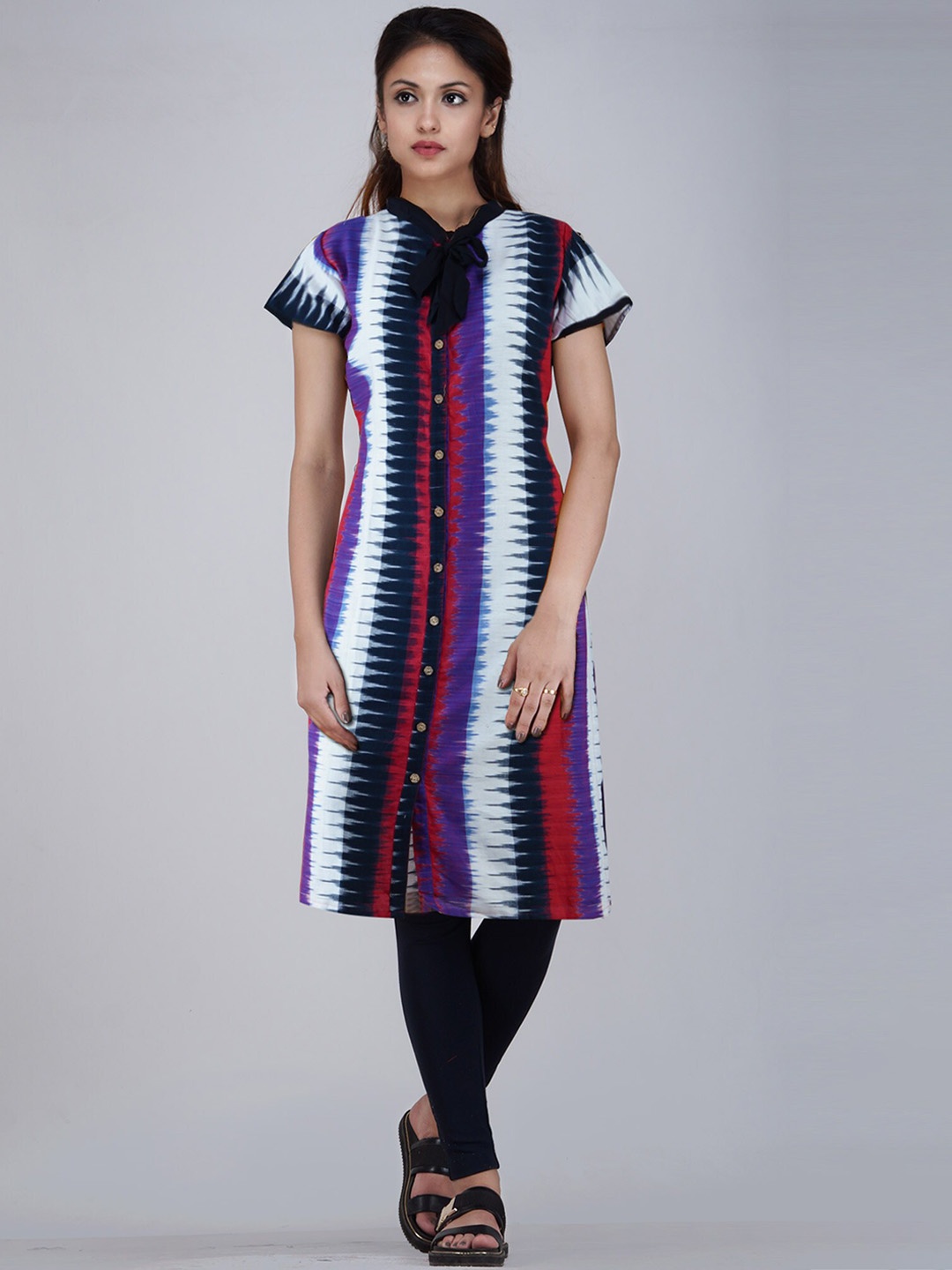 

Unnati Silks Women White & Purple Pochampally Cotton Kurta