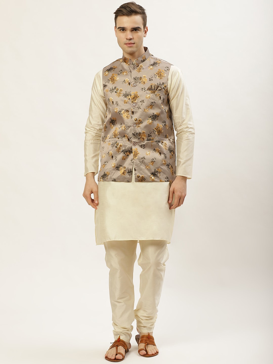 

Jompers Men Cream-Coloured Kurta with Churidar & Nehru Jacket