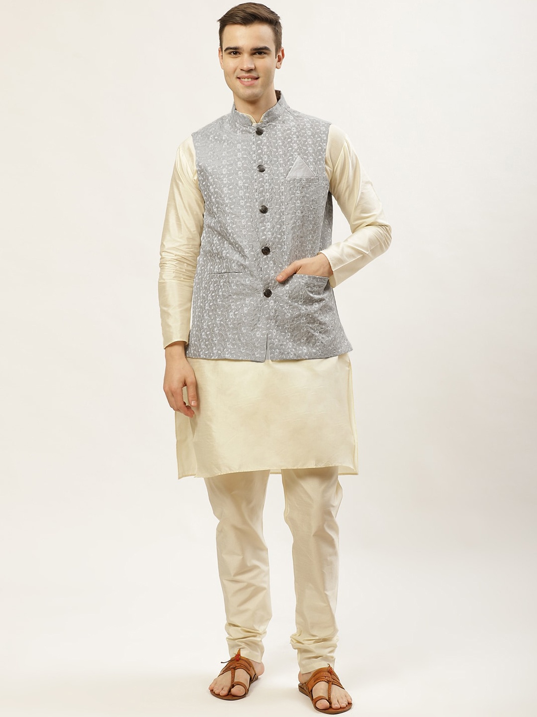 

Jompers Men Grey & Off White Dupion Silk Kurta with Pyjama & Nehru Jacket