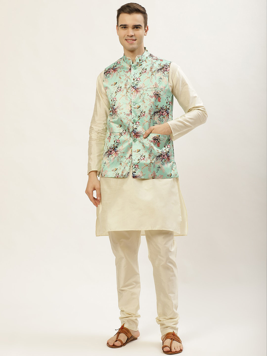 

Jompers Men Cream-Coloured & Green Kurta with Pyjamas & Nehru Jacket