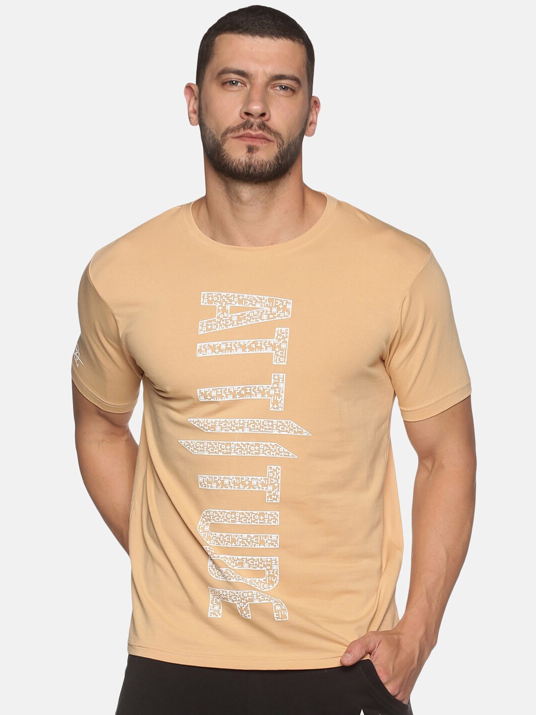 

ATTIITUDE Men Beige Typography Printed ClimaCool Slim Fit T-shirt