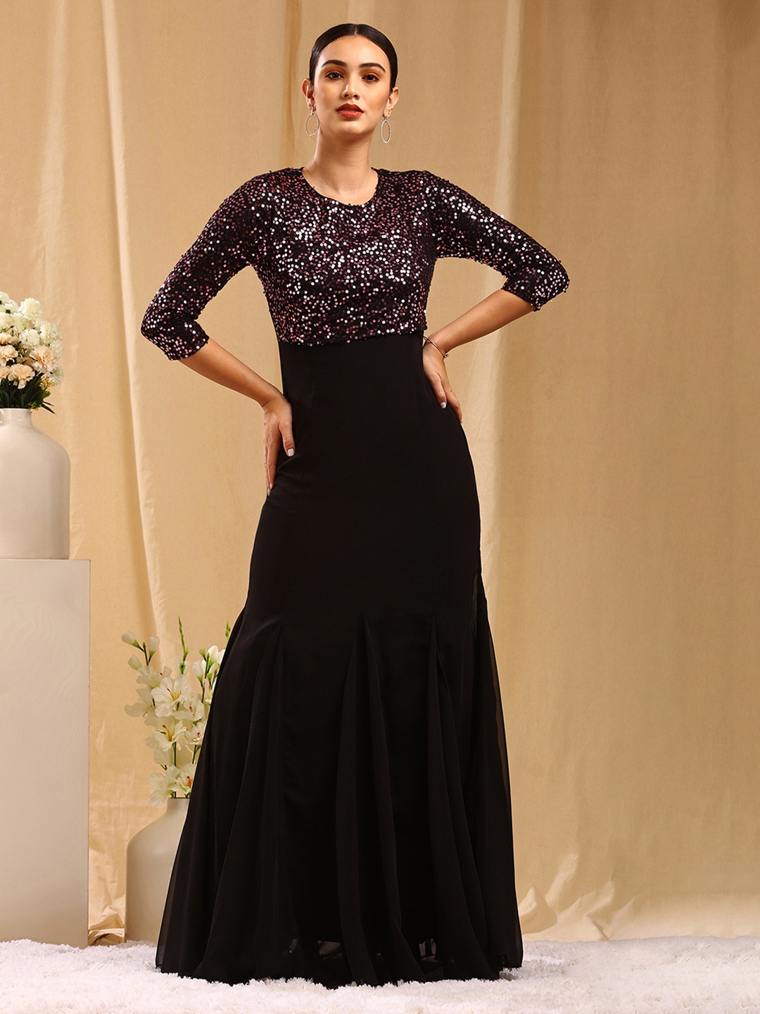 

TRENDY DIVVA Black & Pink Embellished Maxi Dress