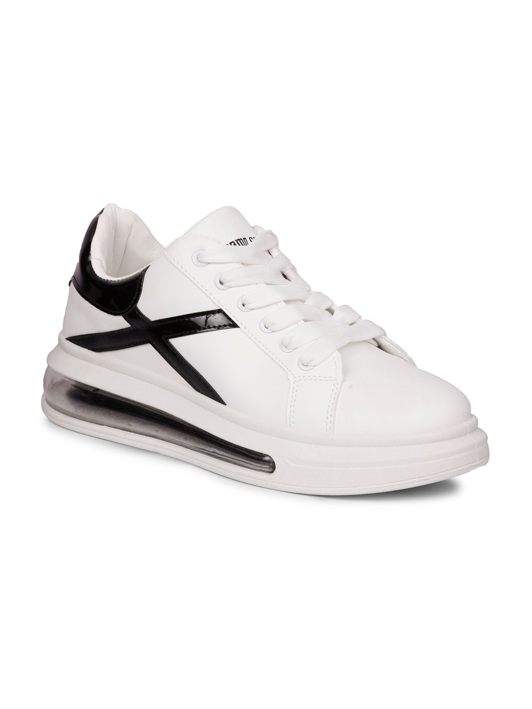 

CIPRAMO SPORTS Men White & Black Solid Sneakers