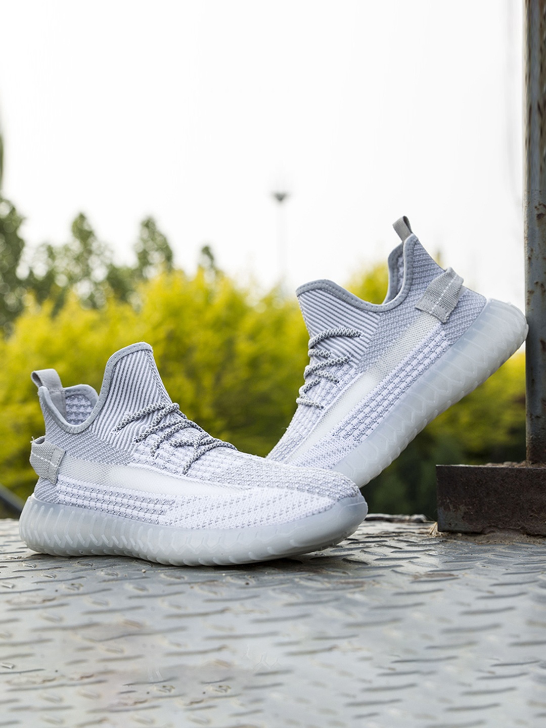 

REVS Men Grey Perforations Sneakers