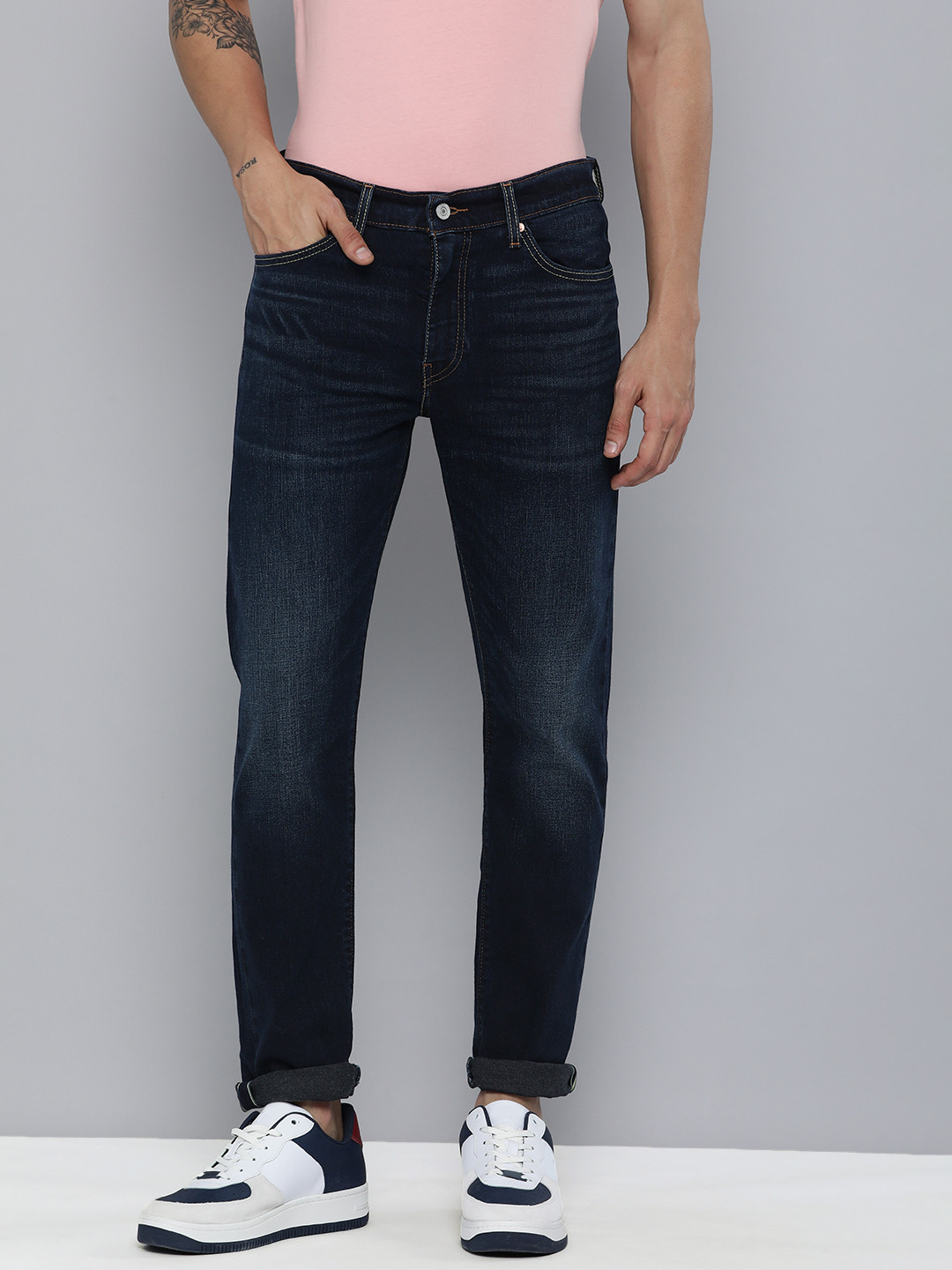 

Levis 511 Men Navy Blue Slim Fit Mid-Rise Clean Look Light Fade Stretchable Jeans