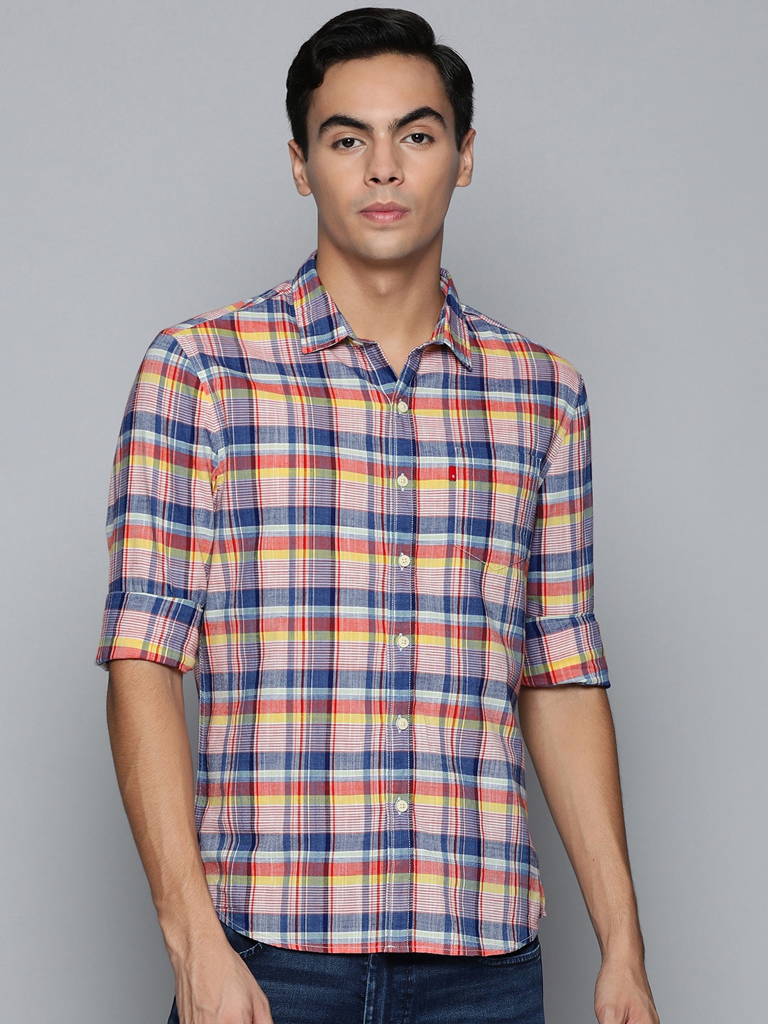 

Levis Men Multicoloured Slim Fit Tartan Checked Pure Cotton Casual Shirt, Multi