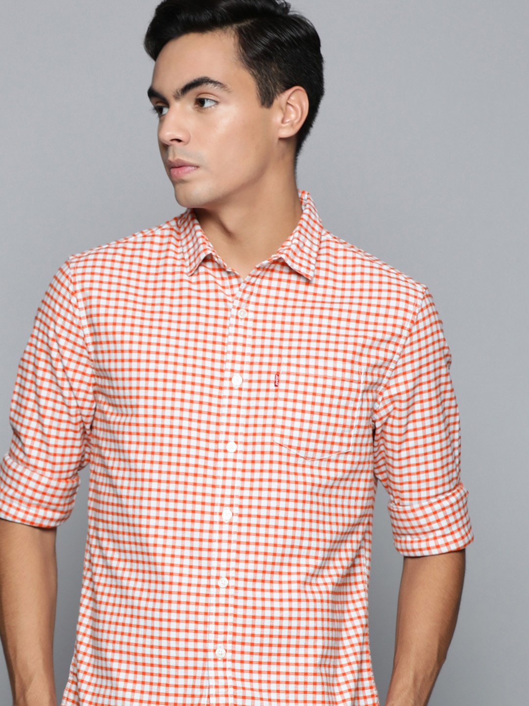 

Levis Men Pink And White Slim Fit Gingham Checked Casual Shirt