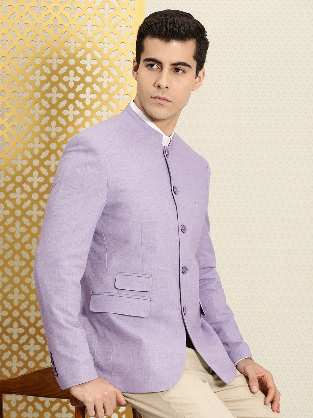 

House of Pataudi Men Purple Solid Bandhgala Jashn Blazer