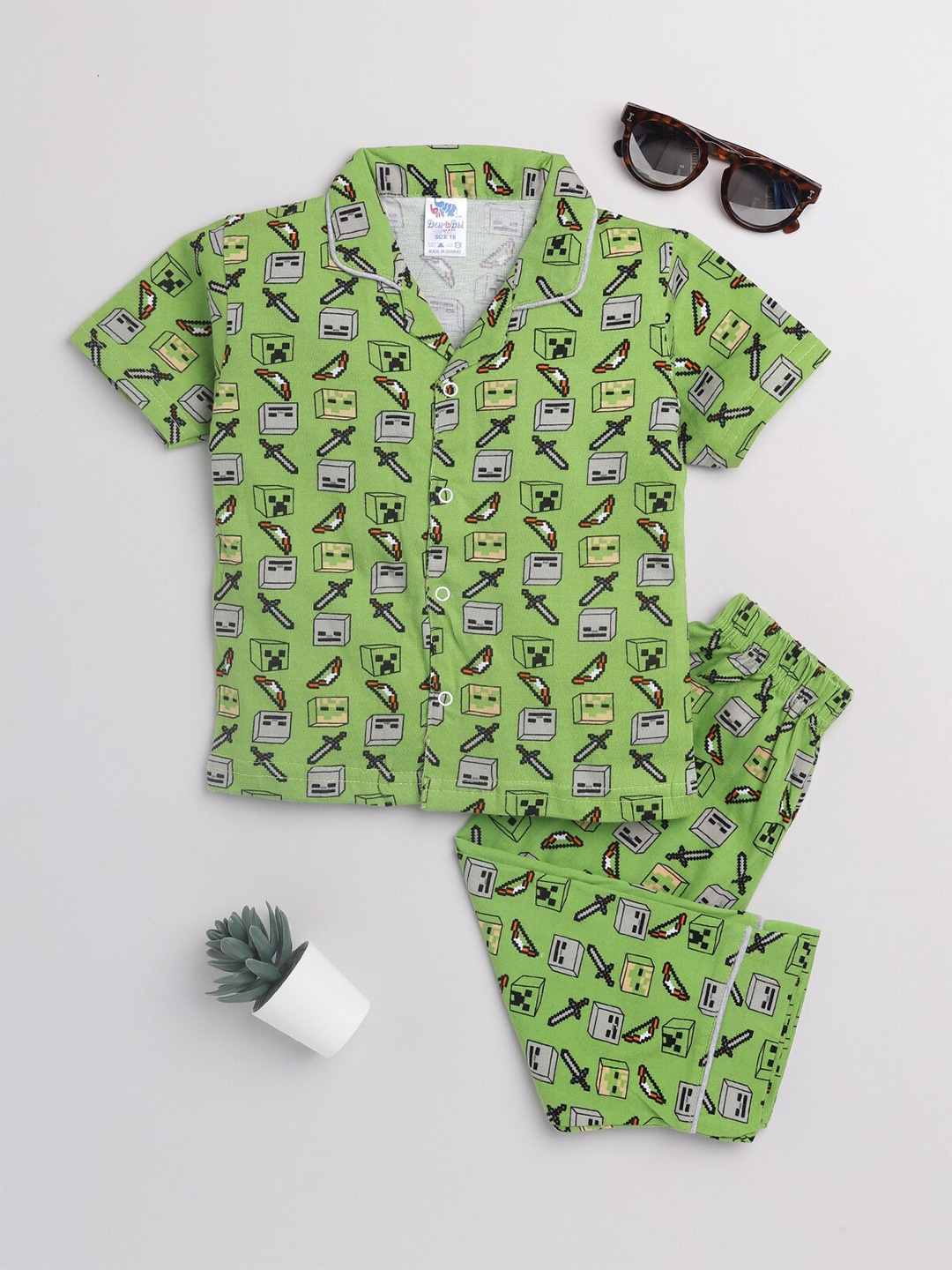 

Dear to Dad Boys Green & Grey Printed Night suit