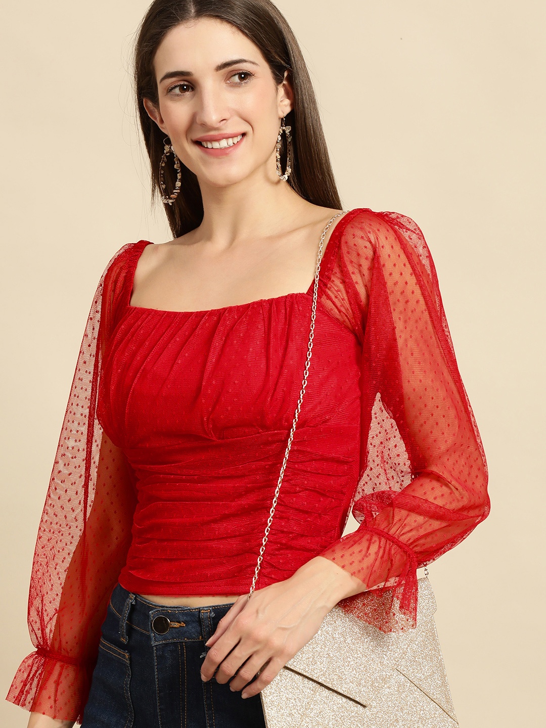 

COVER STORY Red Bishop Sleeves Crop Top