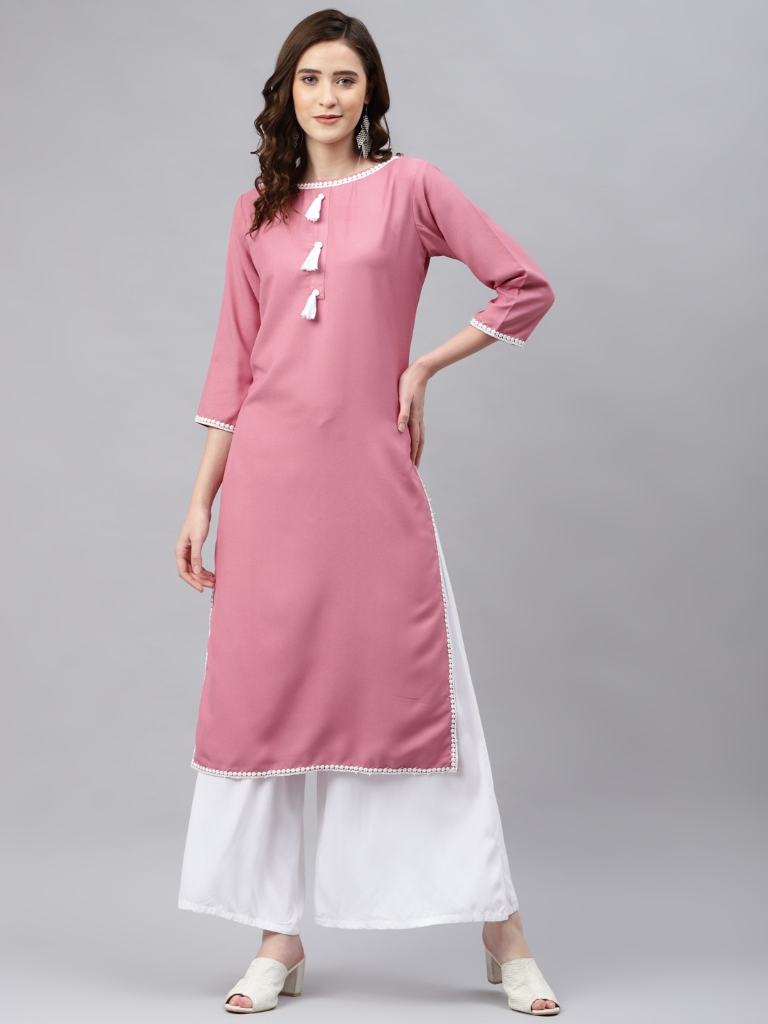 

Sasimo Women Pink Solid Kurta With Tassel Detail
