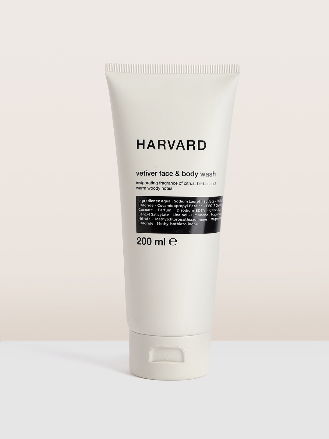 

Marks & Spencer Harvard Vetiver Face & Body Wash 200 ml, Off white