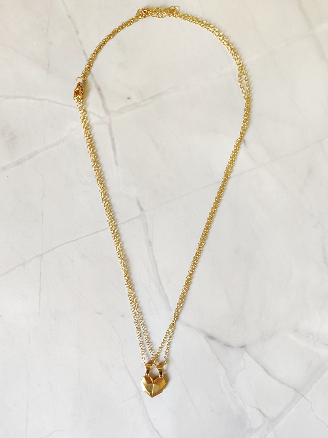 

EL REGALO Unisex Set Of 2 Gold-Toned Heart Pendant Necklace