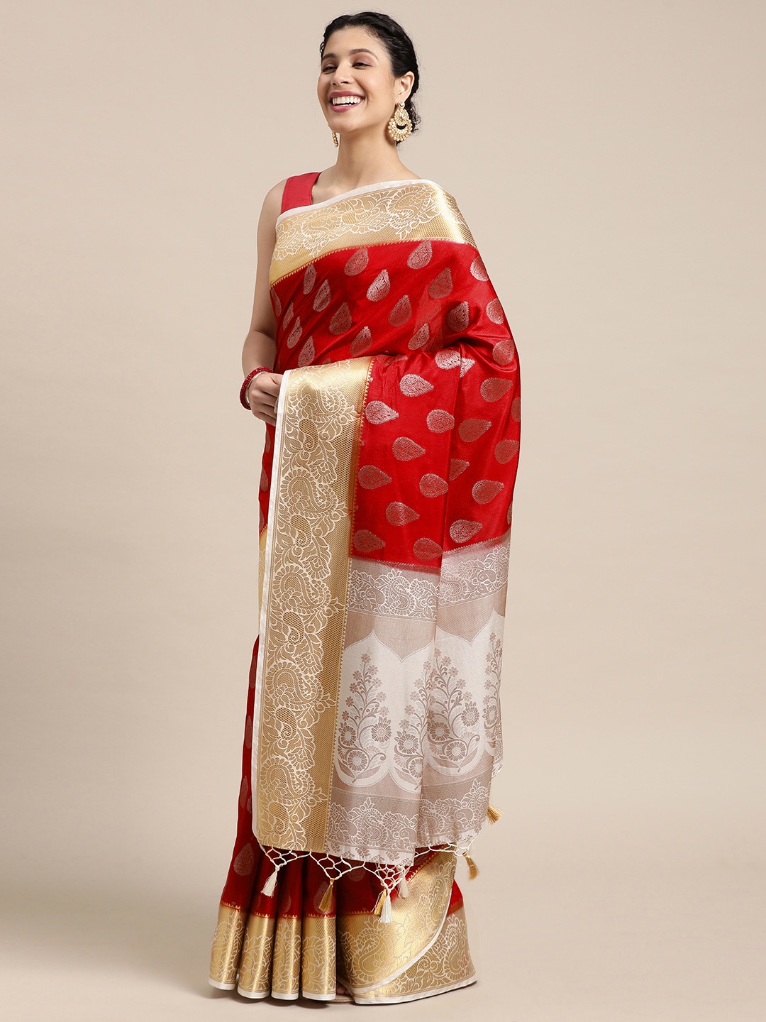 

MIMOSA Coral & White Ethnic Motifs oven Design Zari Art Silk Kanjeevaram Saree