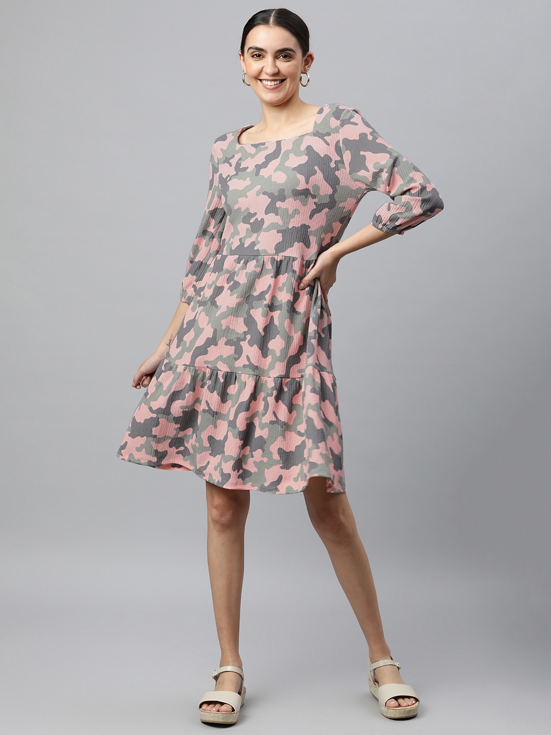 

Marks & Spencer Grey & Pink A-Line Puff Sleeves Dress