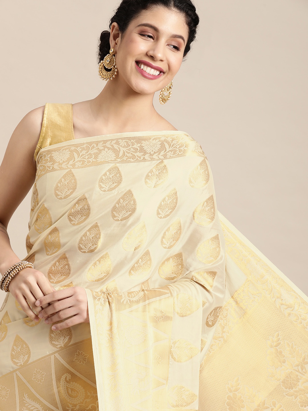 

MIMOSA Off White & Golden Ethnic Motifs Saree