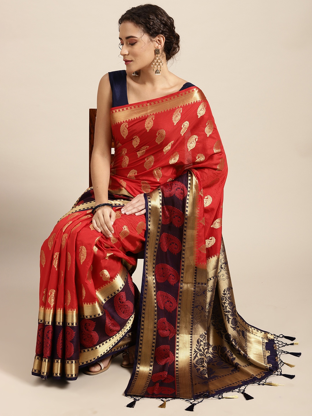 

MIMOSA Red & Black Ethnic Motifs Woven Design Zari Art Silk Kanjeevaram Saree