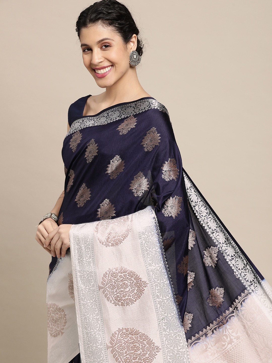 

MIMOSA Navy Blue & White Ethnic Motifs Zari Art Silk Kanjeevaram Saree