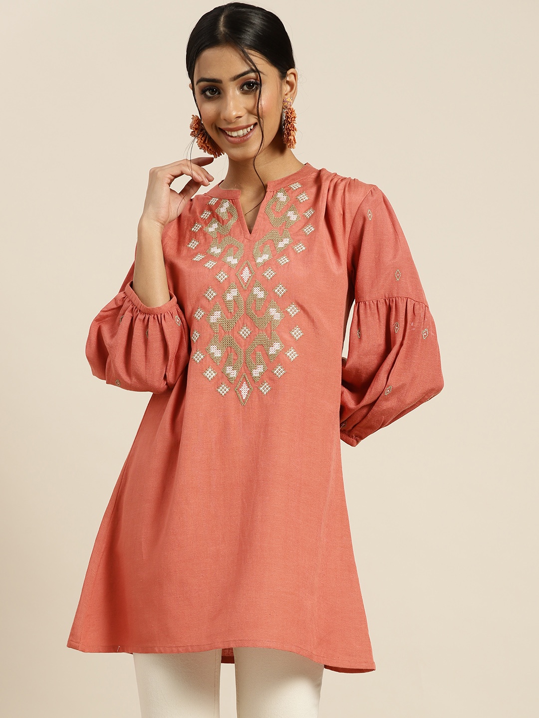 

Sangria Peach-Coloured & Taupe Embroidered Pure Cotton Kurti