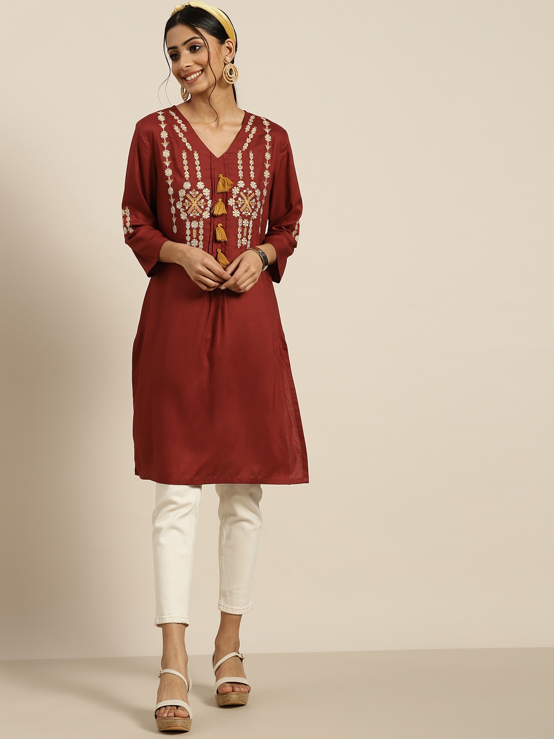 

Sangria Women Maroon & Blue Yoke Design Thread Work Kurta