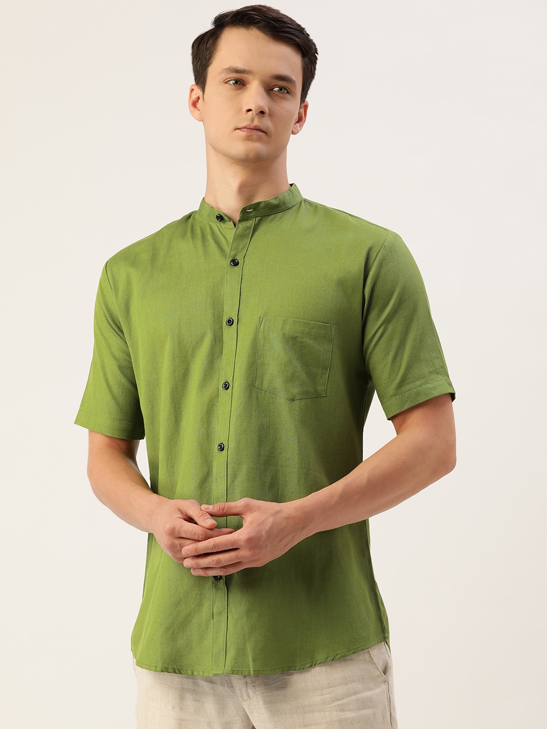 

JAPS Men Green Cotton Linen Solid Classic Fit Casual Shirt