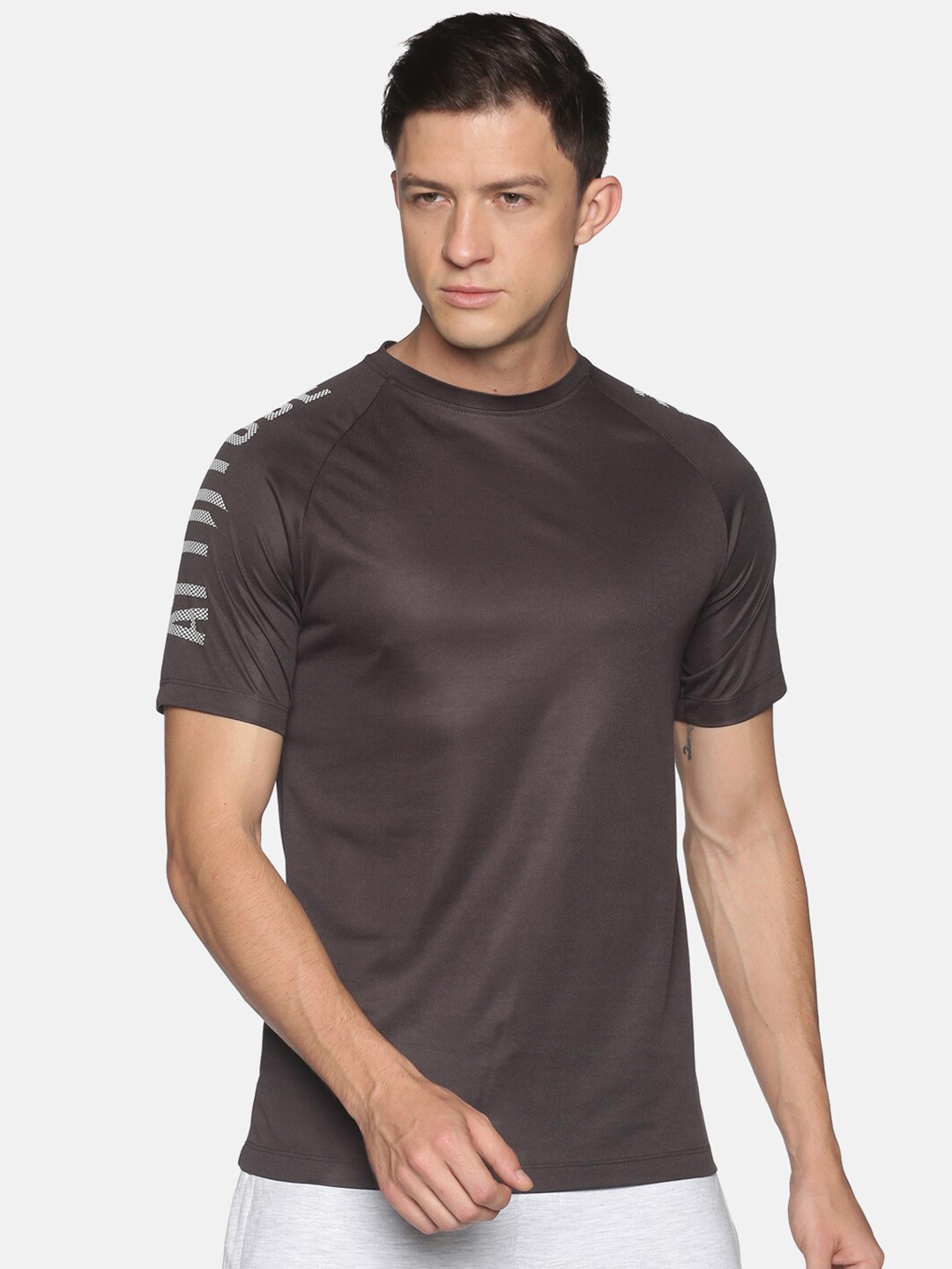 

ATTIITUDE Men Charcoal Grey Dry Fit Sports Slim Fit T-shirt