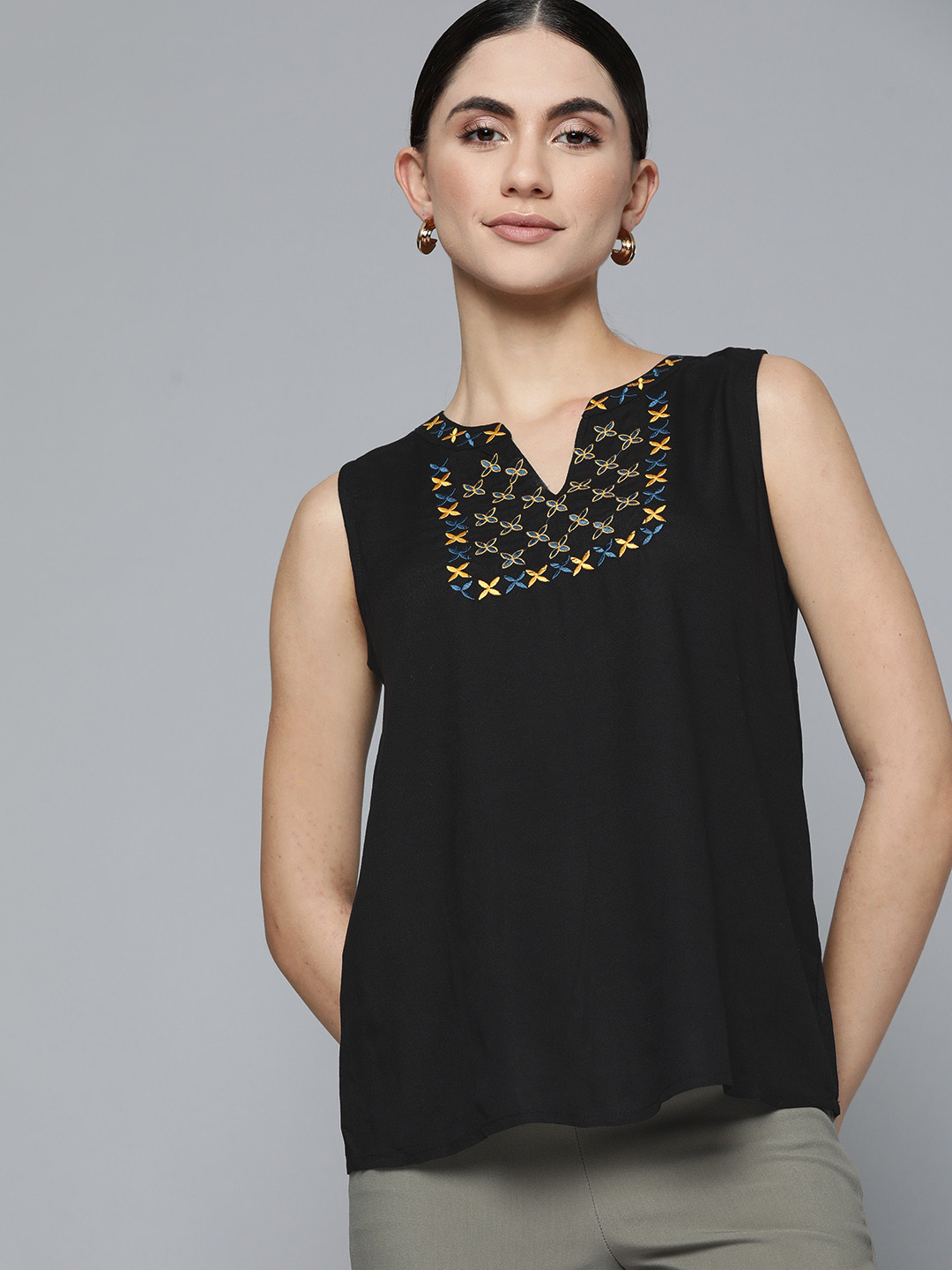 

Chemistry Black & Yellow Embroidered Top