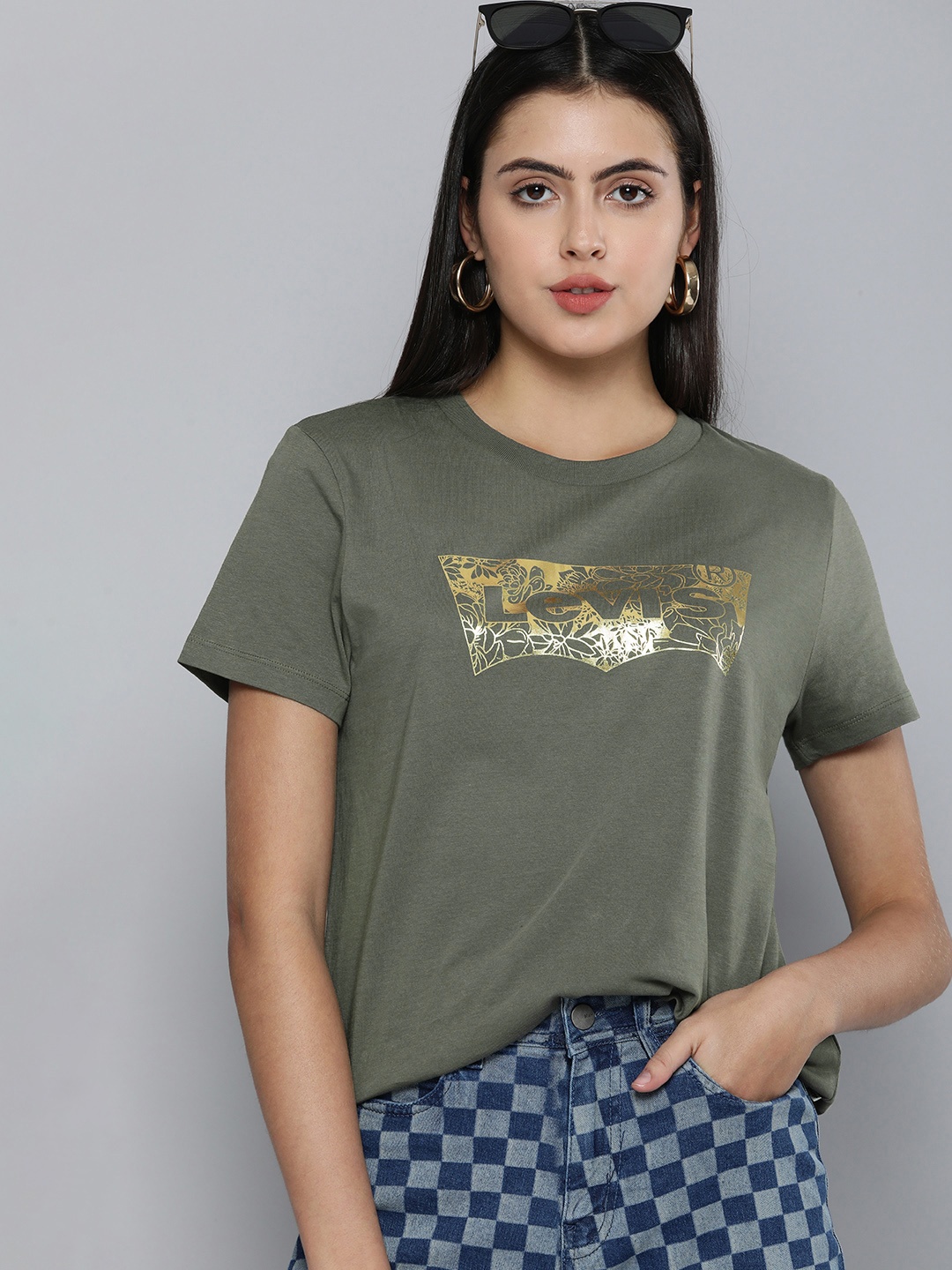 

Levis Women Grey Brand Logo Printed Pure Cotton T-shirt