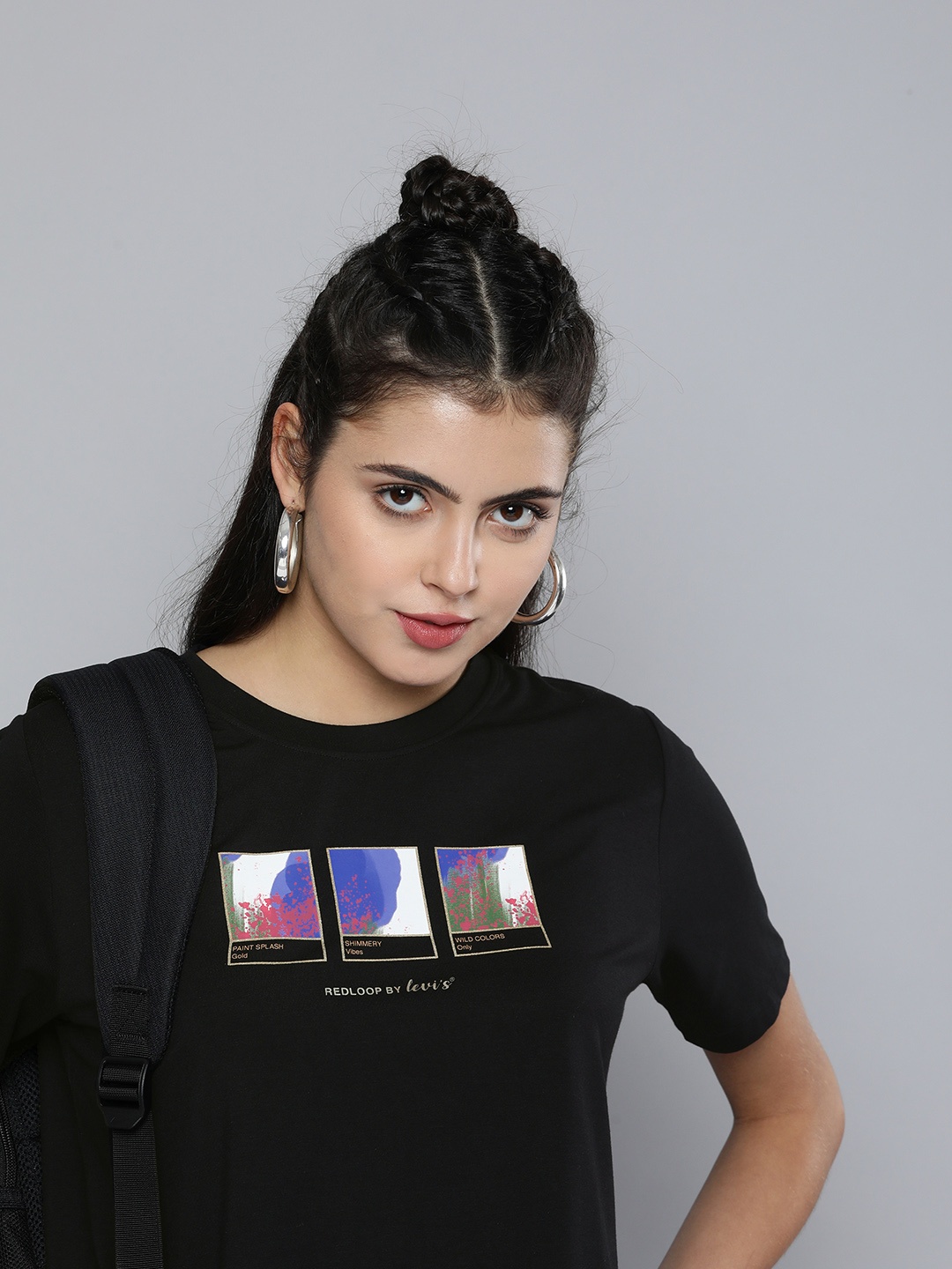 

Levis Women Black Graphic Printed Round-Neck Casual T-shirt