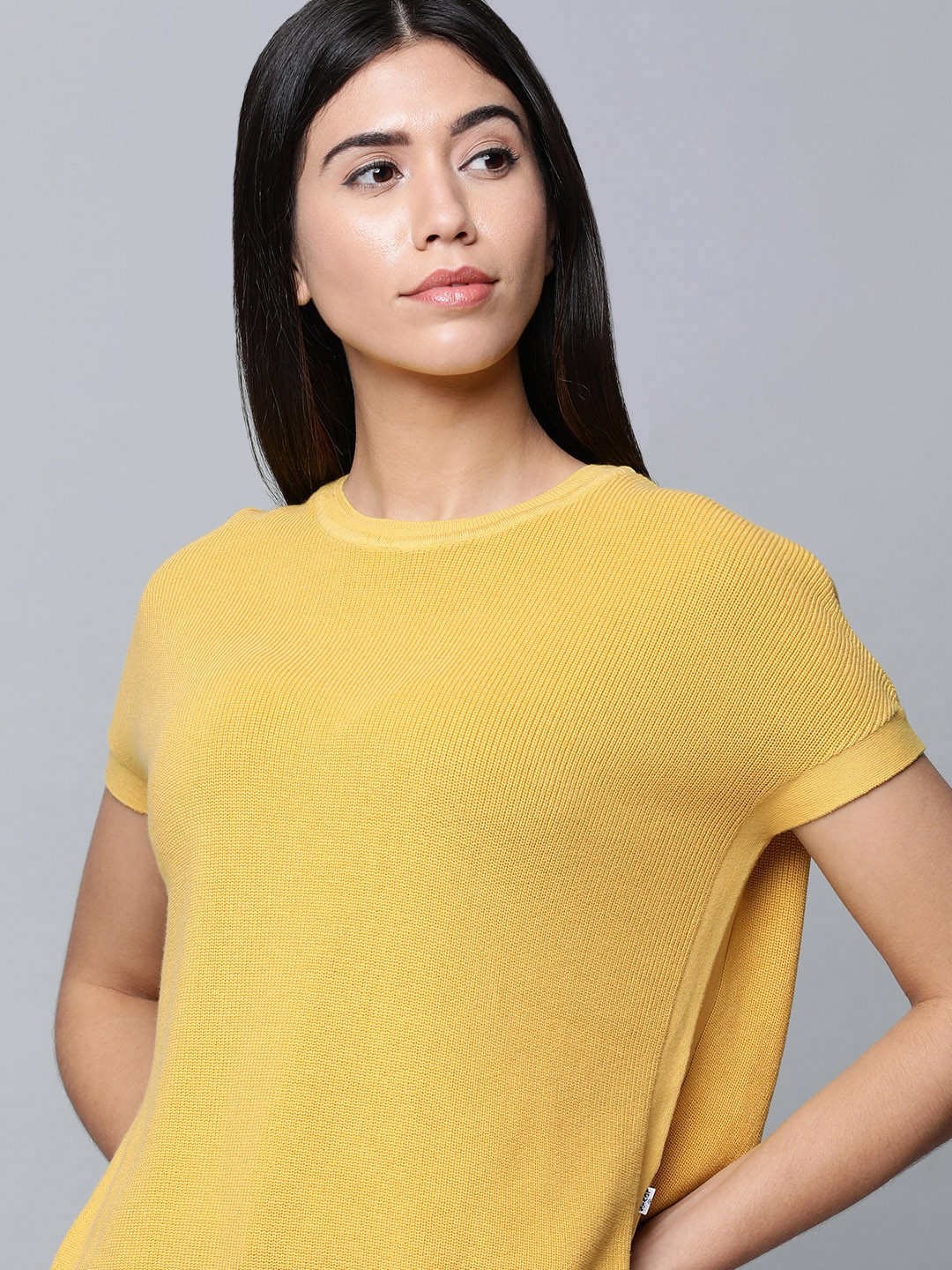 

Levis Yellow Striped Short Sleeves Casual Top