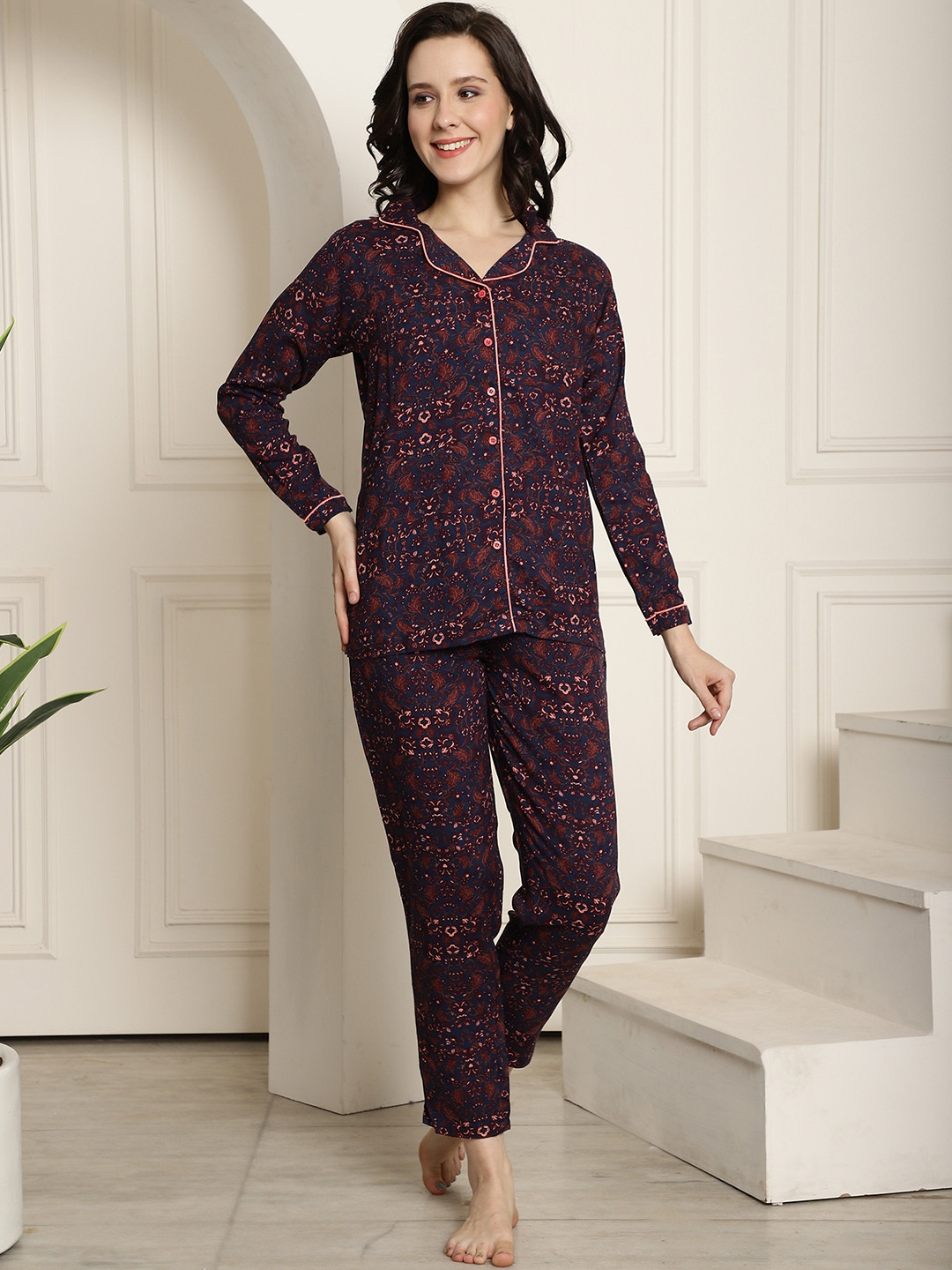 

Claura Women Navy Blue & Pink Printed Night suit