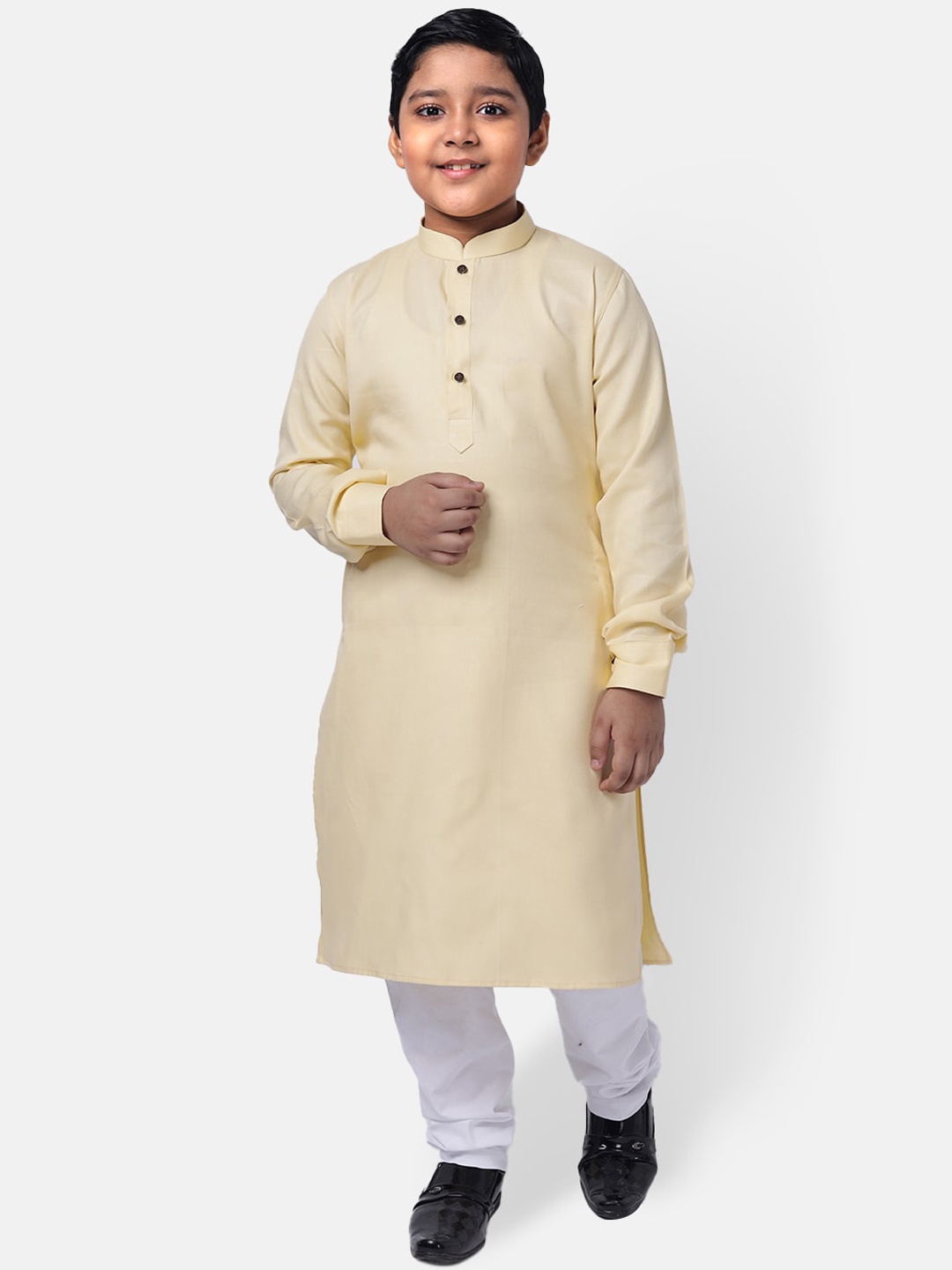 

NAMASKAR Boys Cotton Solid Kurta, Cream