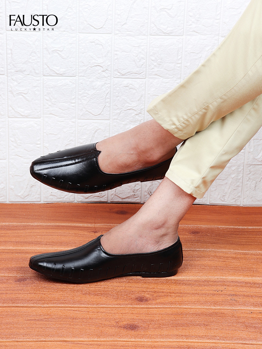 

FAUSTO Men Black Ethnic Mojaris