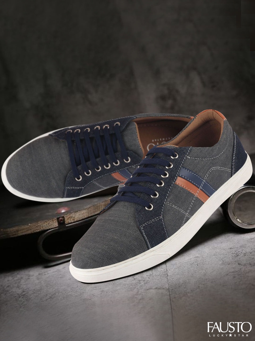 

FAUSTO Men Blue & Brown Striped Lightweight Sneakers