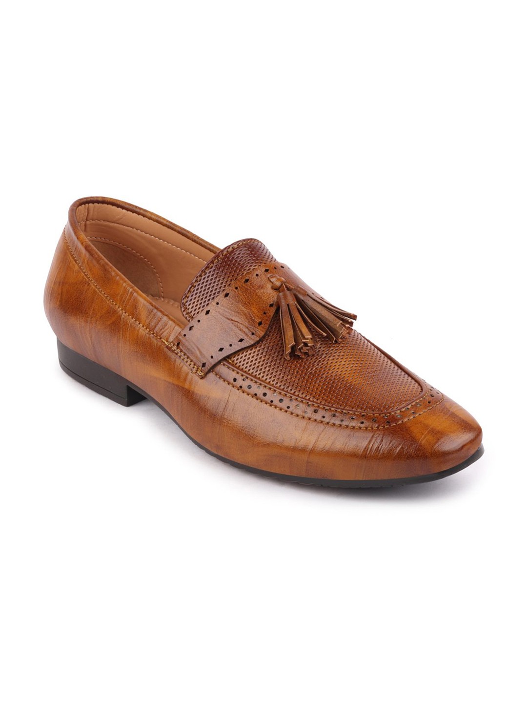 

FAUSTO Men Brown Textured Lightweight Taselled Loafers