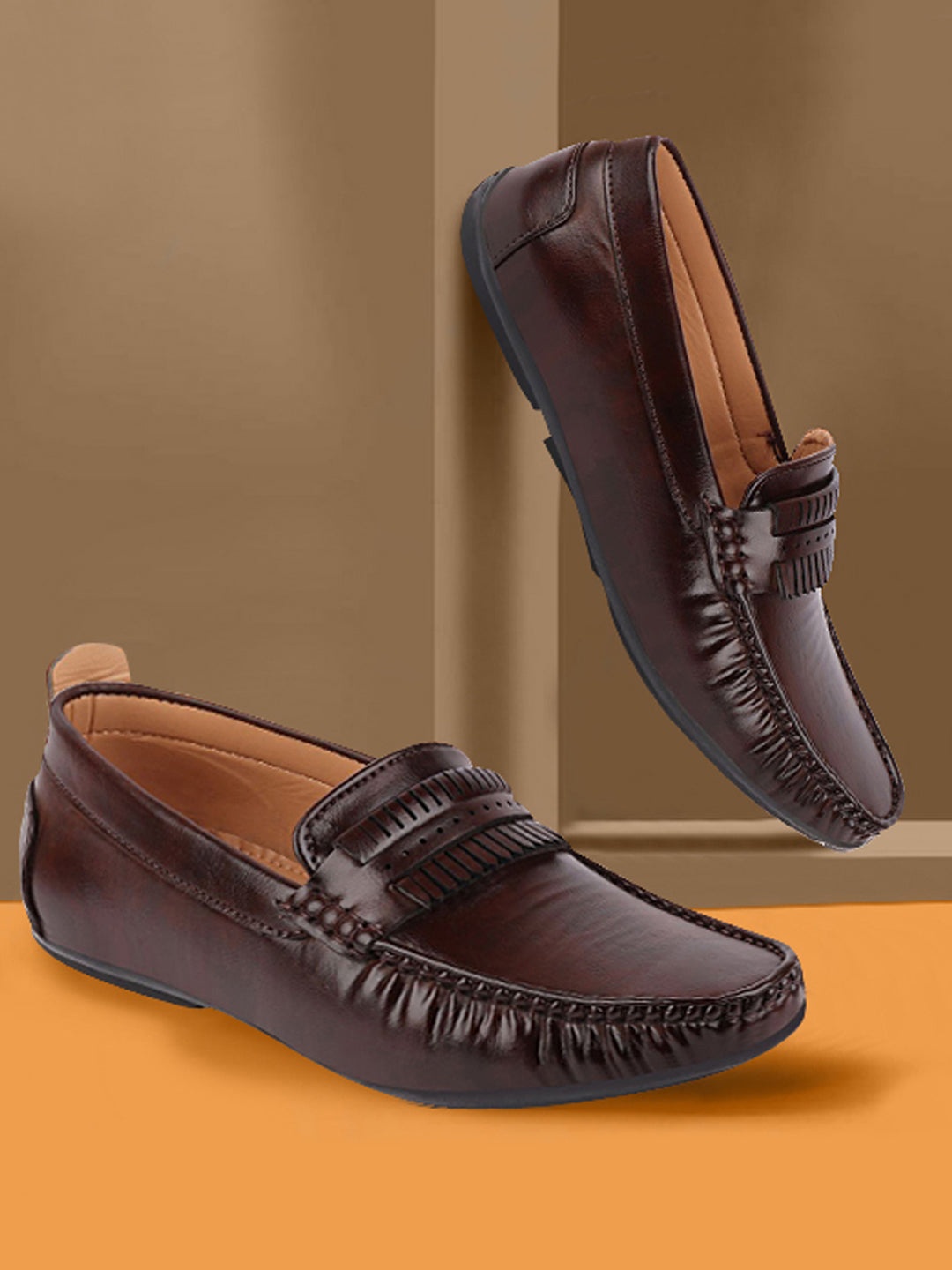 

FAUSTO Men Brown Woven Design PU Lightweight Loafers