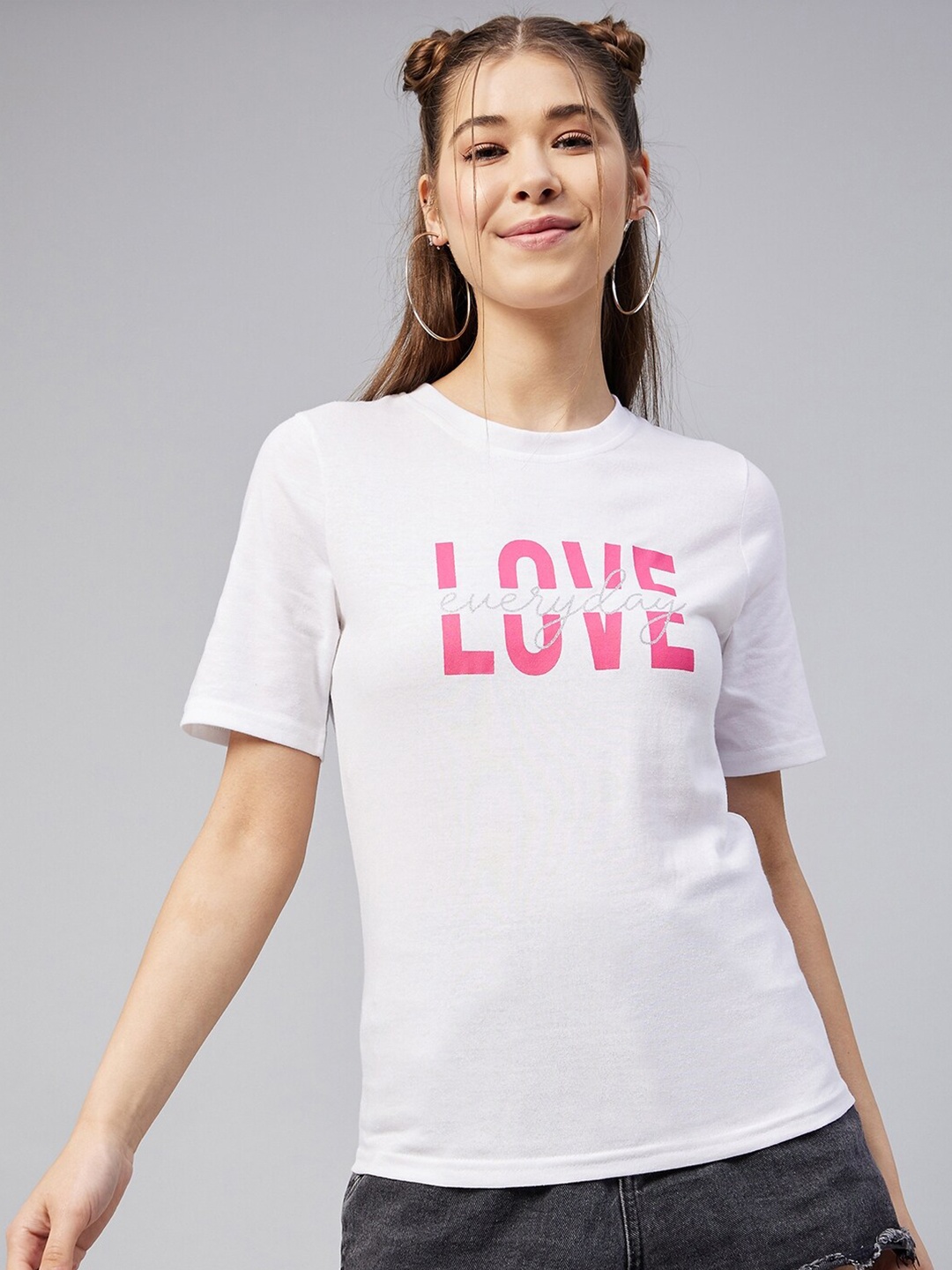 

Vvoguish White Print Regular Top