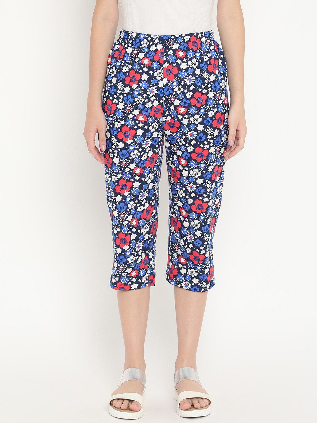 

V2 Value & Variety Women Navy Blue & Red Floral Printed Capris